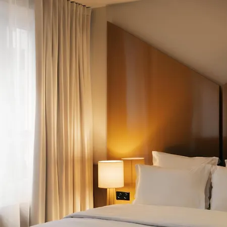 Aparthotel Edgar - Bouchardon 4*