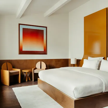 Edgar - Bouchardon Aparthotel 4*