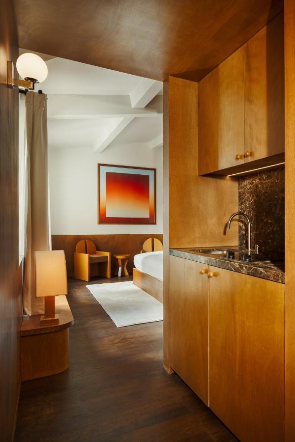 Edgar - Bouchardon Aparthotel Parigi